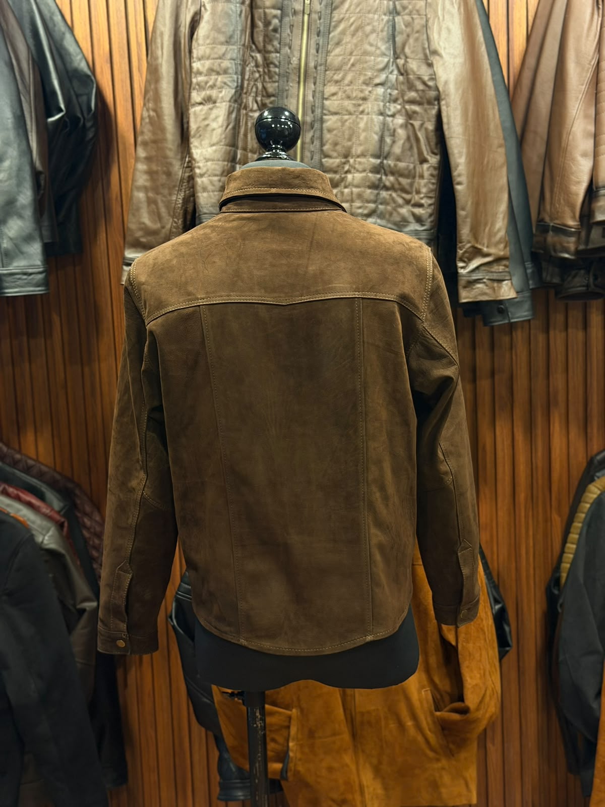 Camisola Nobuk Tabaco