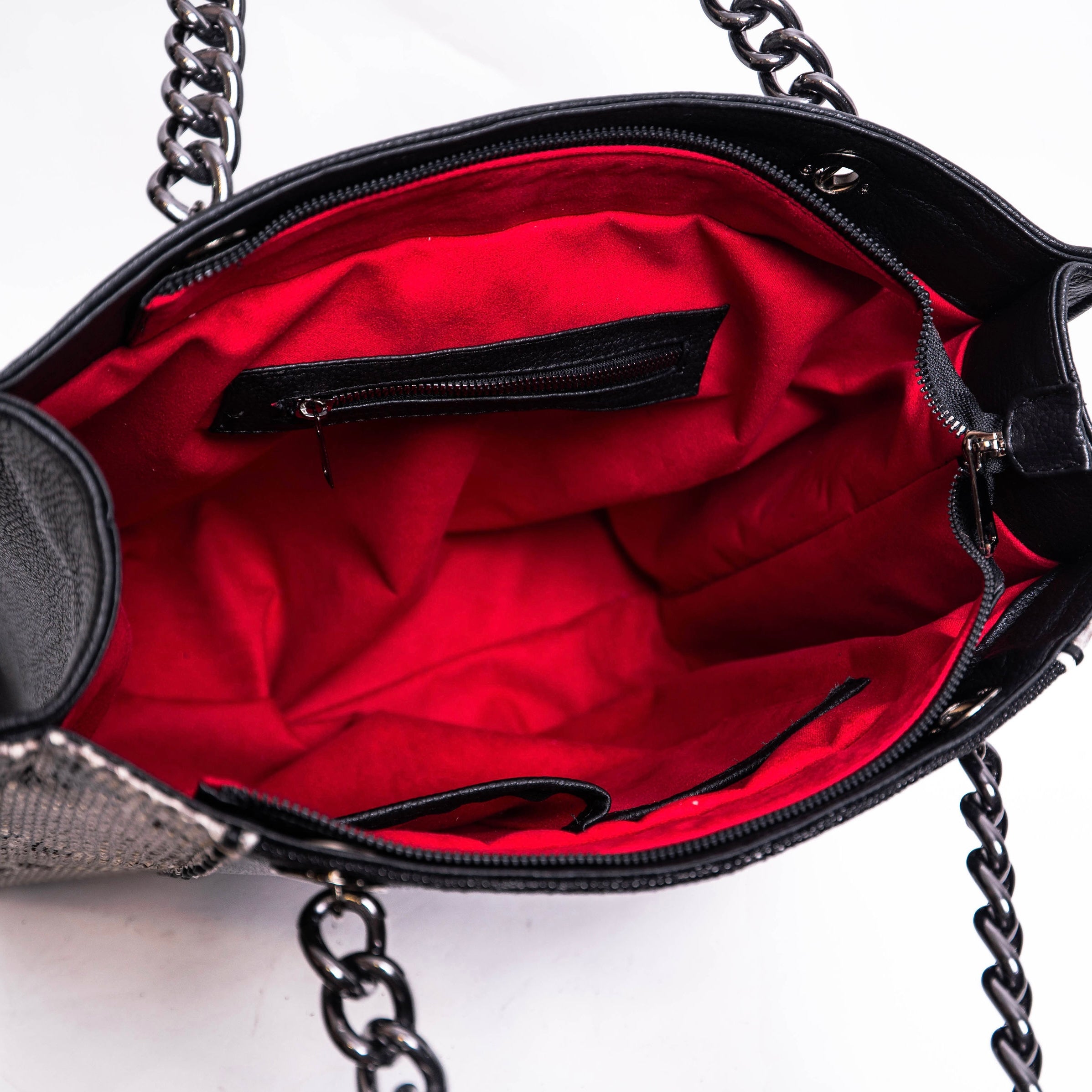 Martina Mantarraya / Python