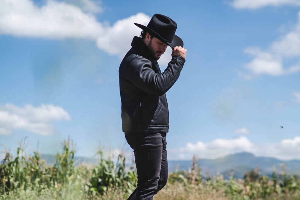 Corta Hidrofugada Full Black