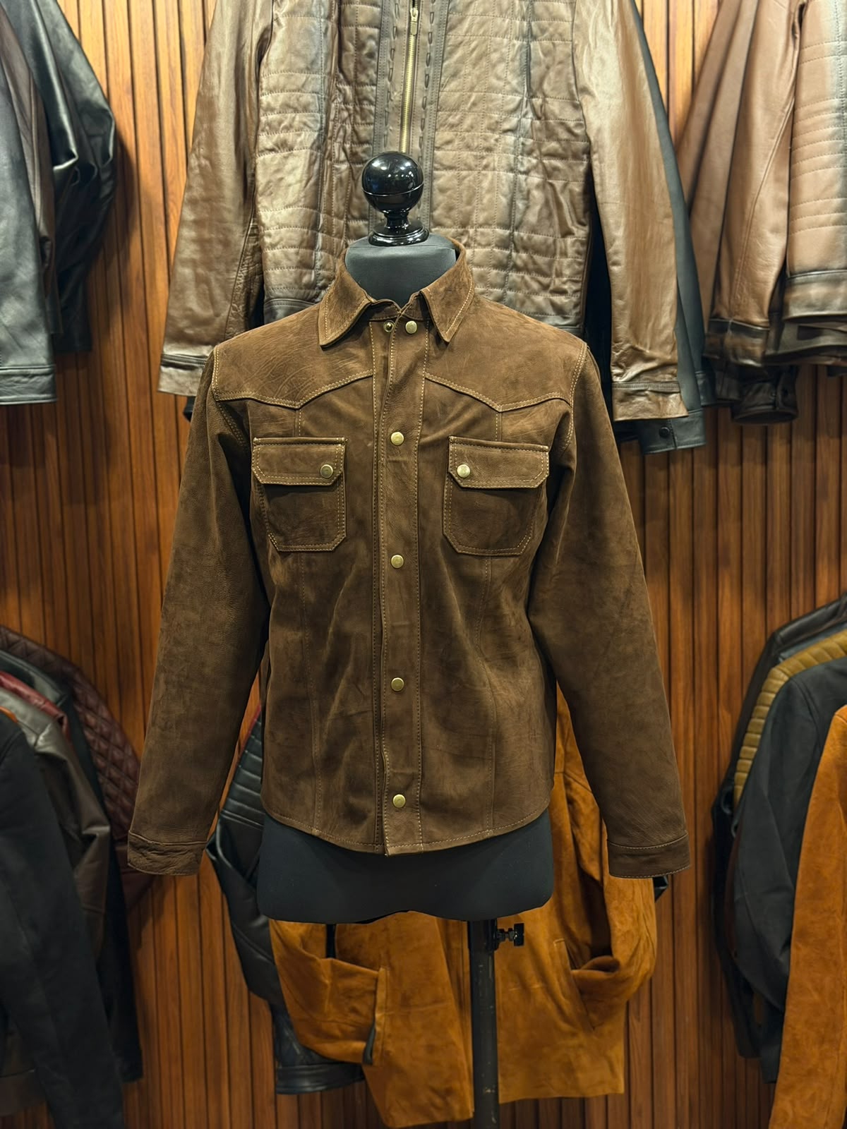 Camisola Nobuk Tabaco